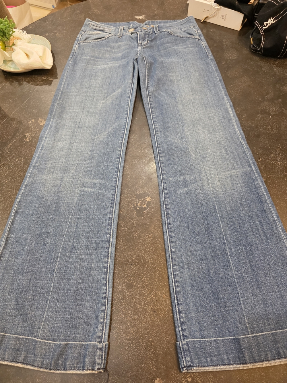 ❣️❣️Women's American Eagel Low Rise Medium Blue Wide Leg Jeans
